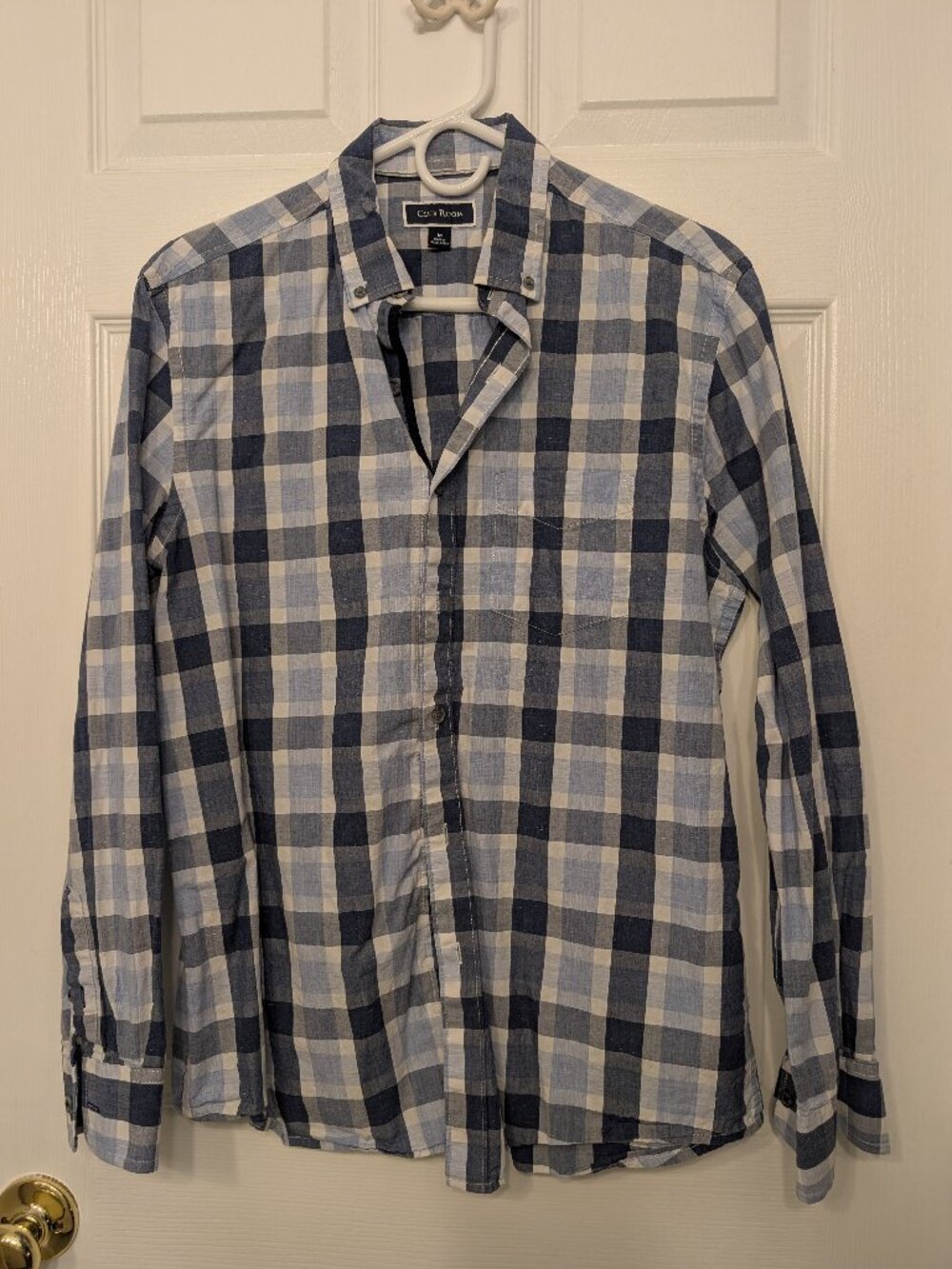 Club Room, M, Blue and White Plaid